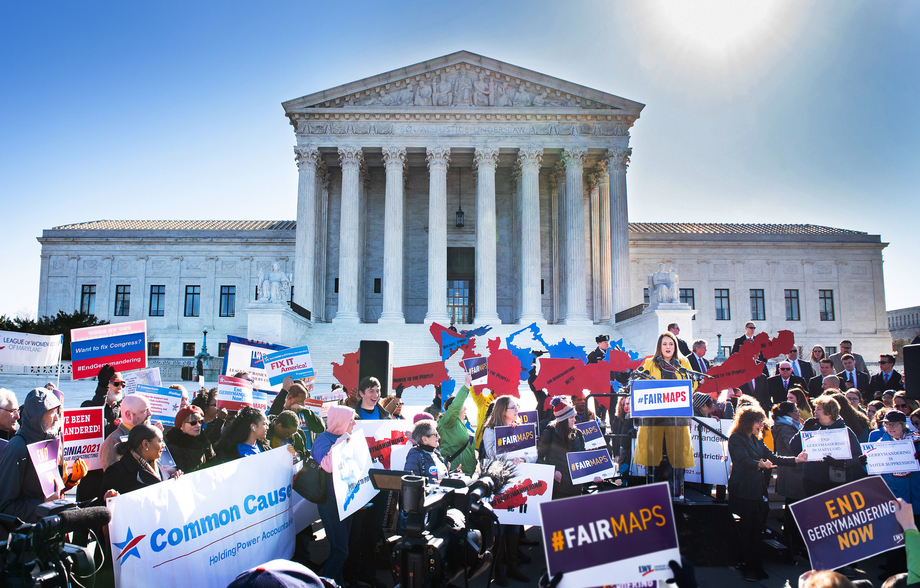 Virginia Kase speaks at the Rally to End Gerrymandering at the Supreme Court